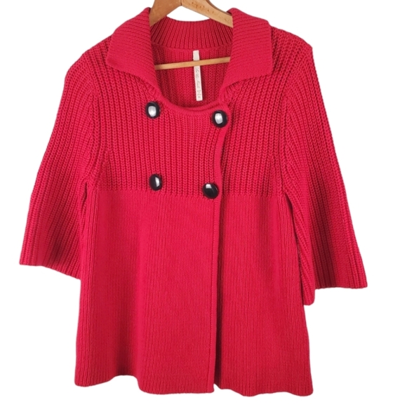 Leo & Nicole Sweaters - Women's Leo & Nicole Cotton knit cardigan. Red. MED